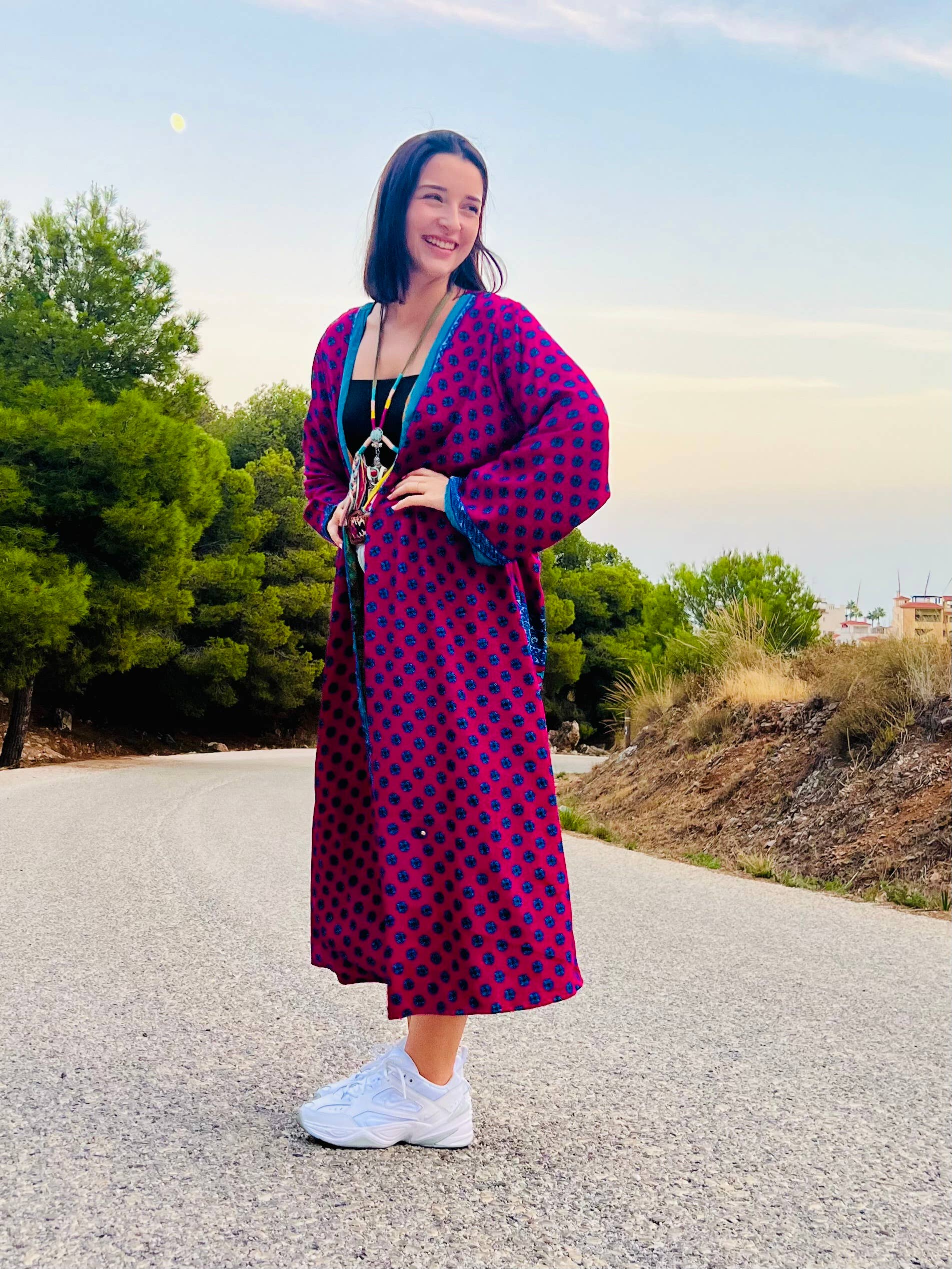 Kinomy – Engroshandel Kimono - Dame – Kinomy XL vendbare lange kimonos i silke til kvinder, pakke med 101