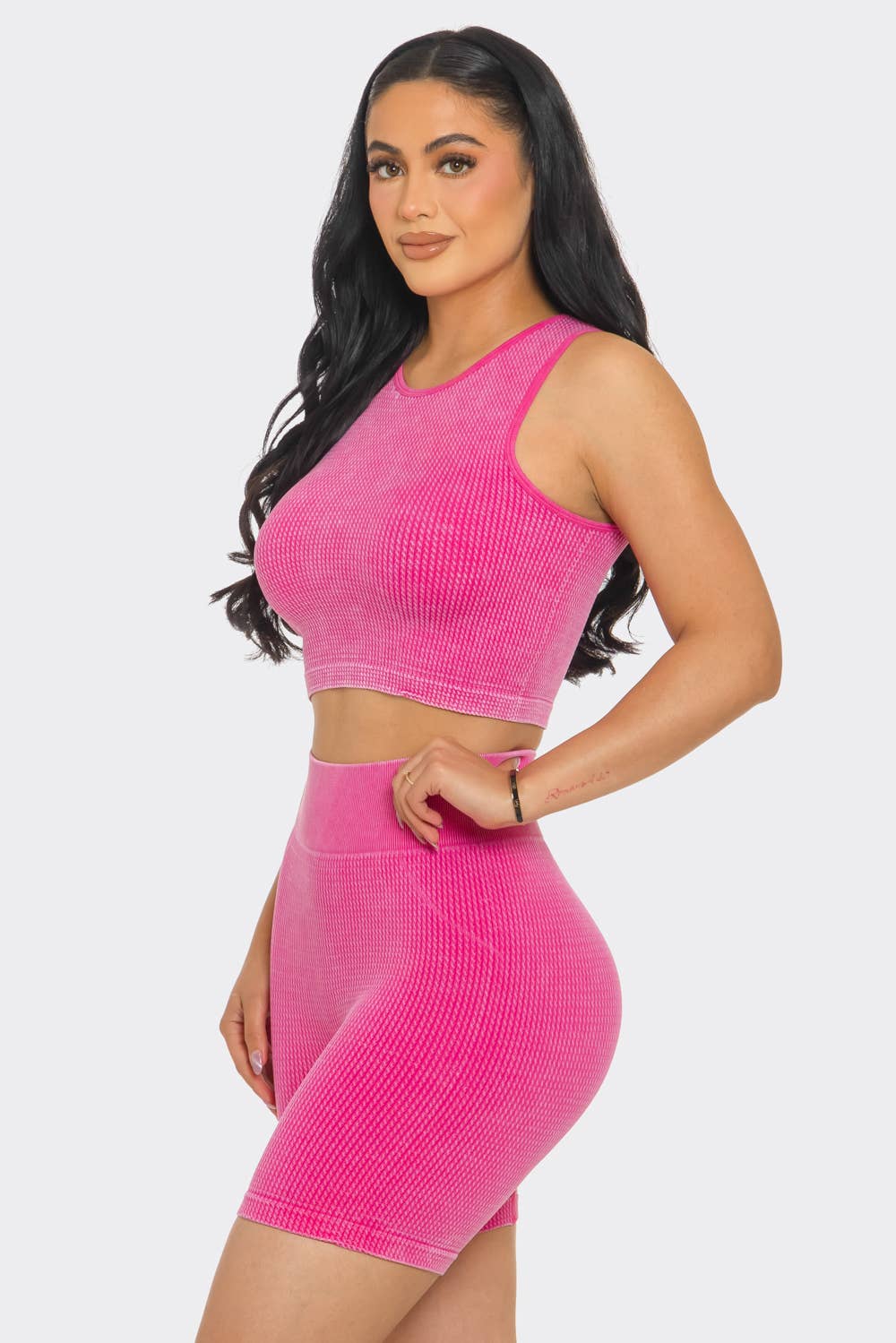 Lime All the Time – wholesale Mjukisset – Dam – Set med 2 delar: kort croptopp och cykelshorts i mineralwash6