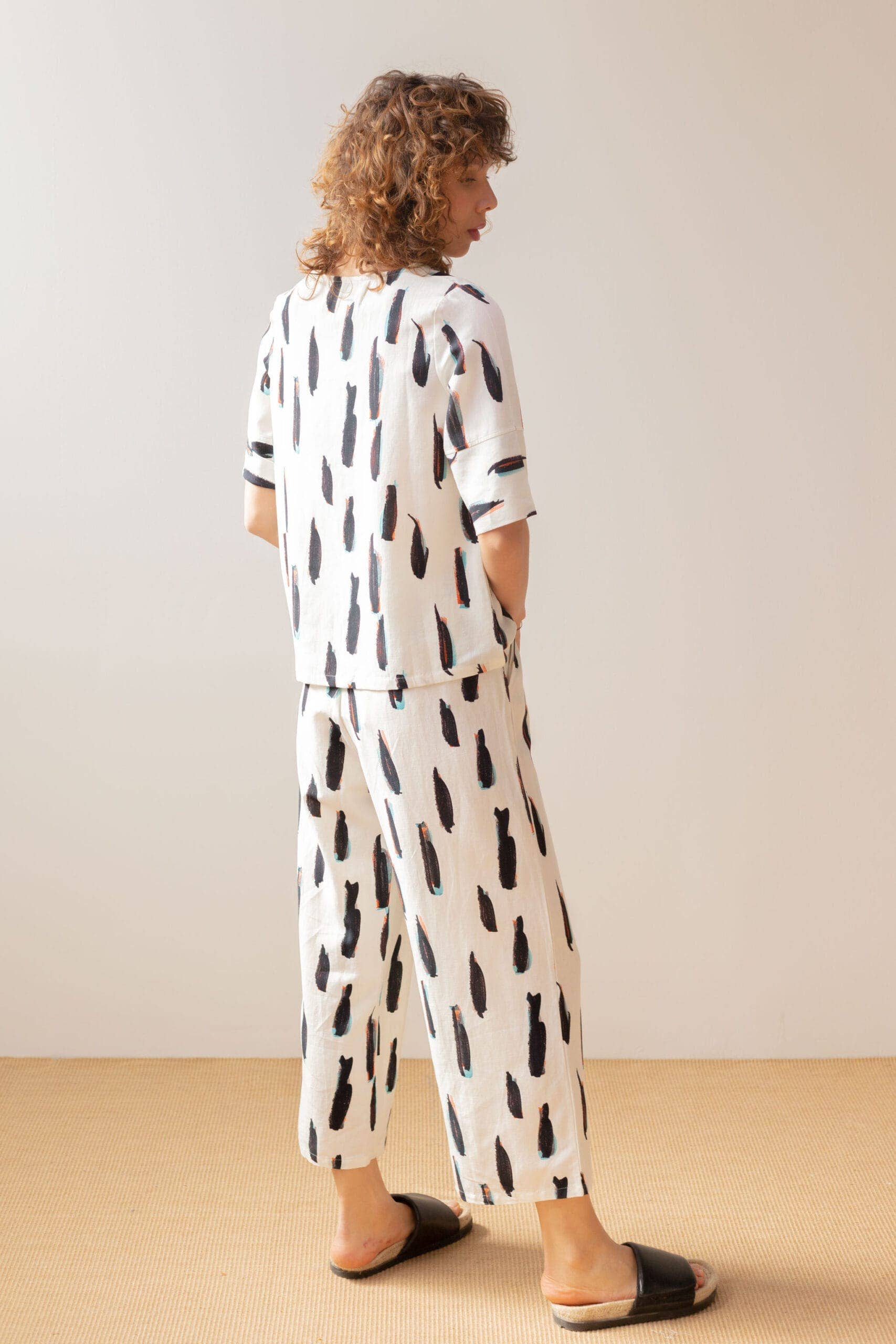 PAN Producto Básico - Wholesale Coat - Women's - Printed raw trousers3