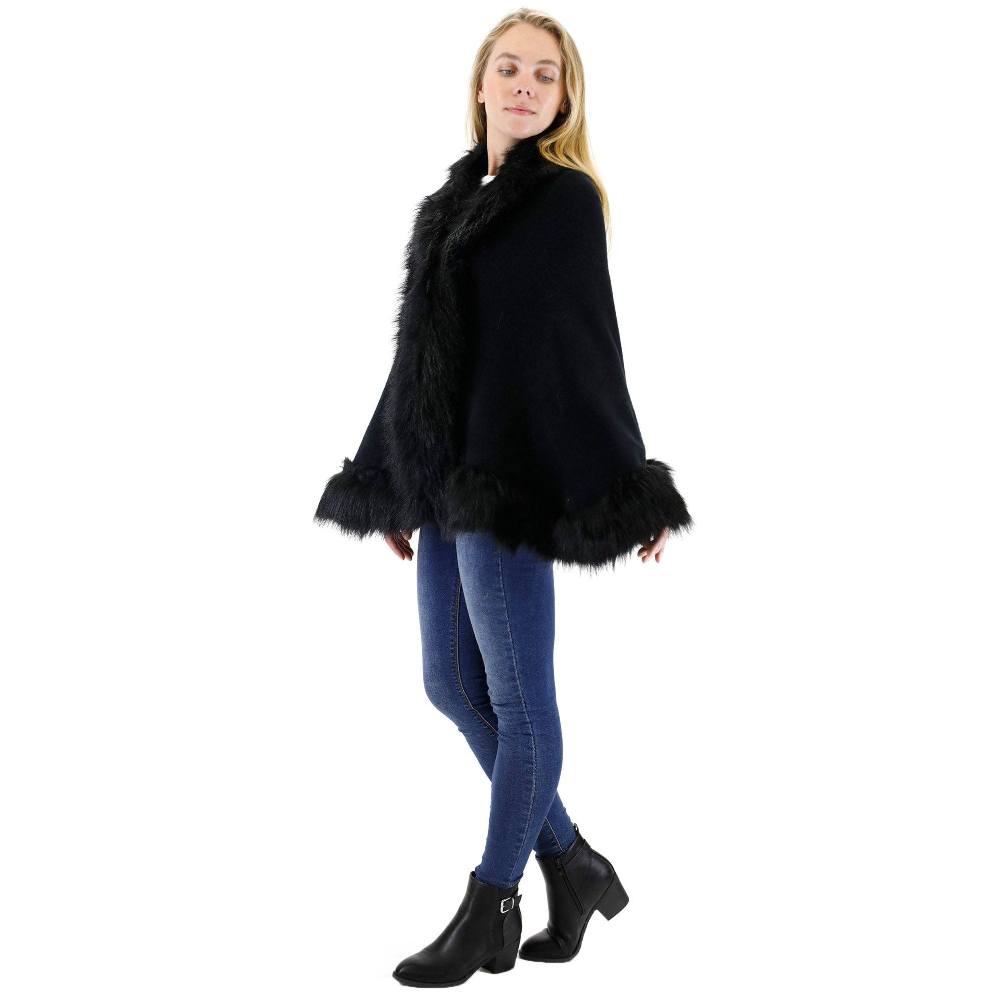 TAPA fashion - Vente Manteau en fourrure/fausse fourrure – femme - Châle en Fourrure Courte SH923. (2PC)1