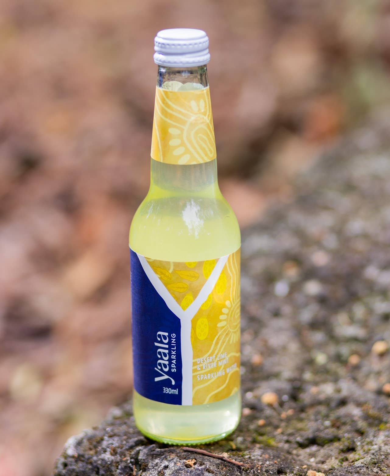 Yaala Sparkling - Wholesale Sparkling water - Desert Lime & River Mint Sparkling Water2