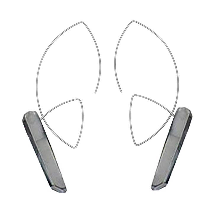 Große abgewinkelte Ösenohrringe mit Edelsteinscherben für den Großhandel von Melissa McArthur - Jewellery Made in London