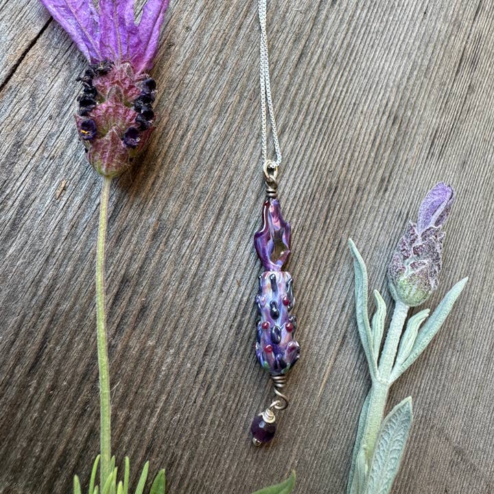 Lavender Beads - Wholesale Pendant/Charm Necklace - Spanish Lavender Glass Bead Pendant 0