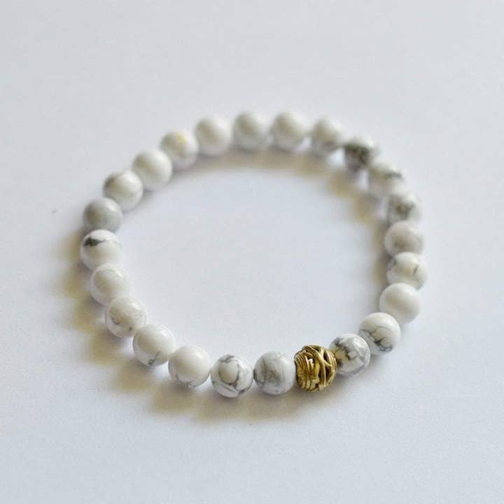 Alora Boutique Inc. - Wholesale Beaded Bracelet - Howlite Gemstone Bracelet | Clarity, Forgiveness and Relaxation | Beaded Stretch Bracelet1