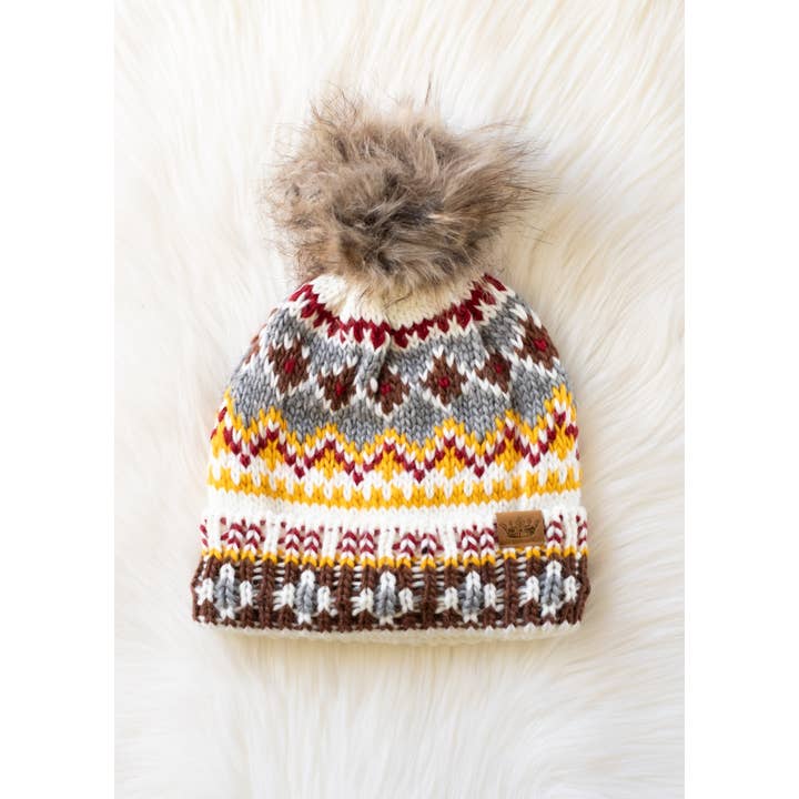 Panache Apparel Co. - Vente Bonnet – femme - Bonnet à pompon blanc, rouge et or à motifs4