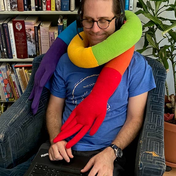 Jumbo Jibbles - Wholesale Throw/Decorative Pillow - Stay Happy Hug Pillow1