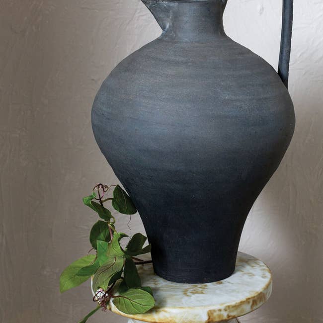 Black Chloe Jug CN1293 for wholesale on Faire4