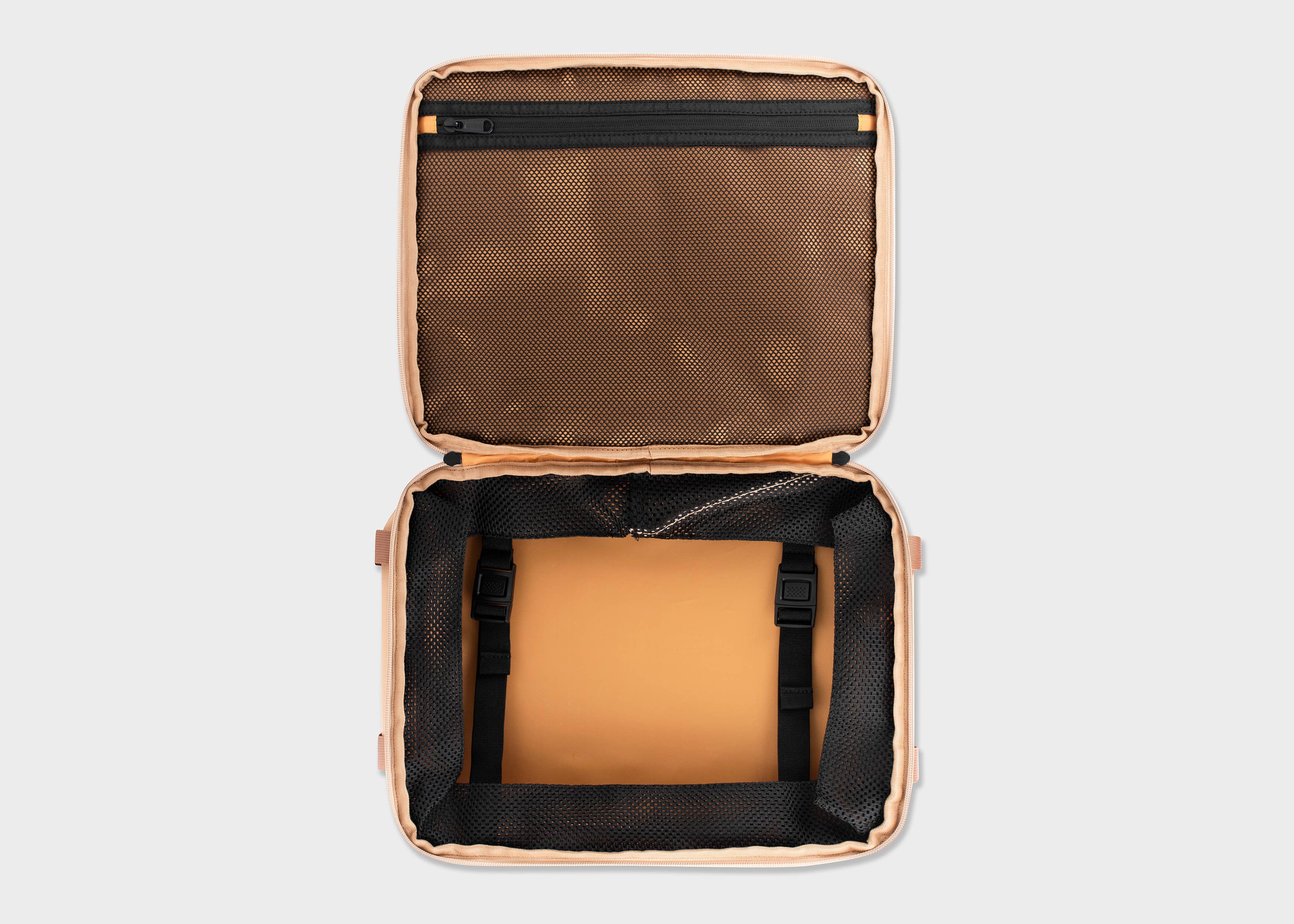 8000 Kicks Europe - Wholesale Pouch - Unisex - Compression Bag2