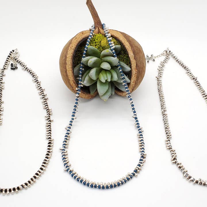 Mässing pärlstav kort färg pop halsband, silver för wholesale av Baizaar