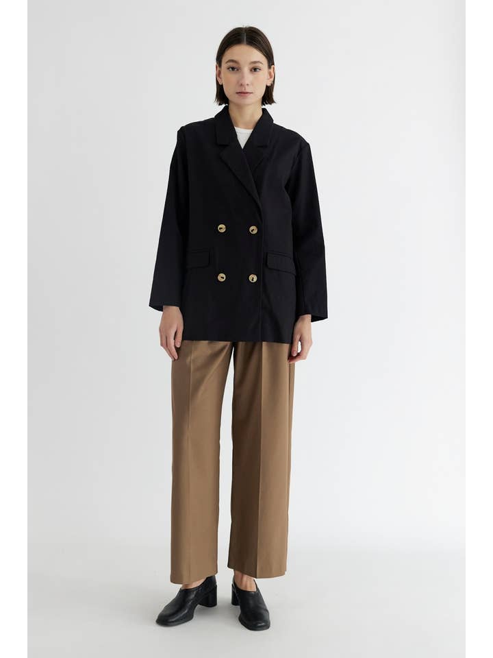 MOD REF - Wholesale Blazer - Women's - The Arla Jacket | Oversized Linen Blazer5