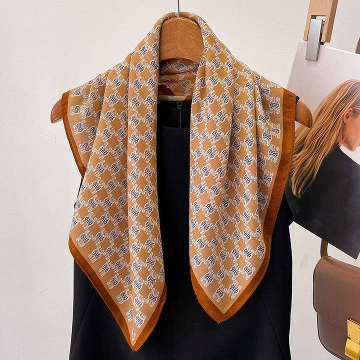 Mirazshoes WholeSale - Wholesale Scarf - Women's - Printed Square Scarf