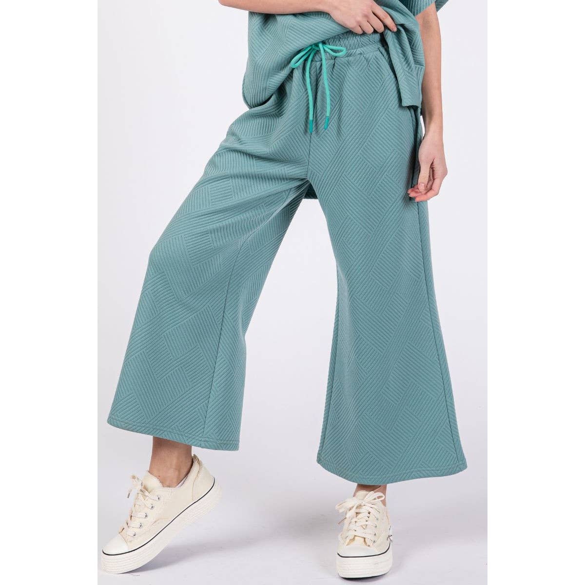 Veveret – wholesale Athletic sweatpants/jogging bottoms – Women's – Patterned French Terry Wide Pants8