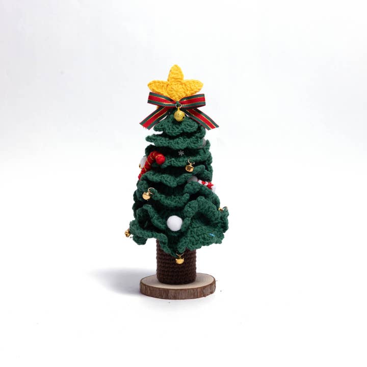 Handmade Crochet Christmas Tree Tabletop Decor – Cozy Festive Holiday Collection for wholesale by Momo & Loloc Crochet