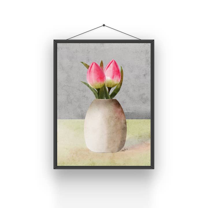 Impression artistique sur un vase de tulipes roses à l'aquarelle pour la vente par Modera Studio
