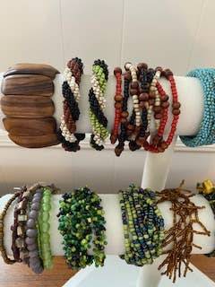 Shae's Resale - Wholesale Jewelry Set - Bracelets, Bracelets, Bracelets!  *NEW VENDOR SALE *3