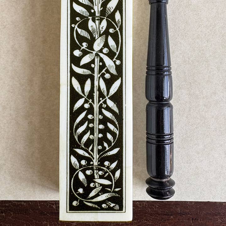 Madison Bay Co. - Historical Home Decor Reproductions - Wholesale Pen - Leaf and Berry Bone Pen Box with Black Horn Nib Pen, 8-1/4"4