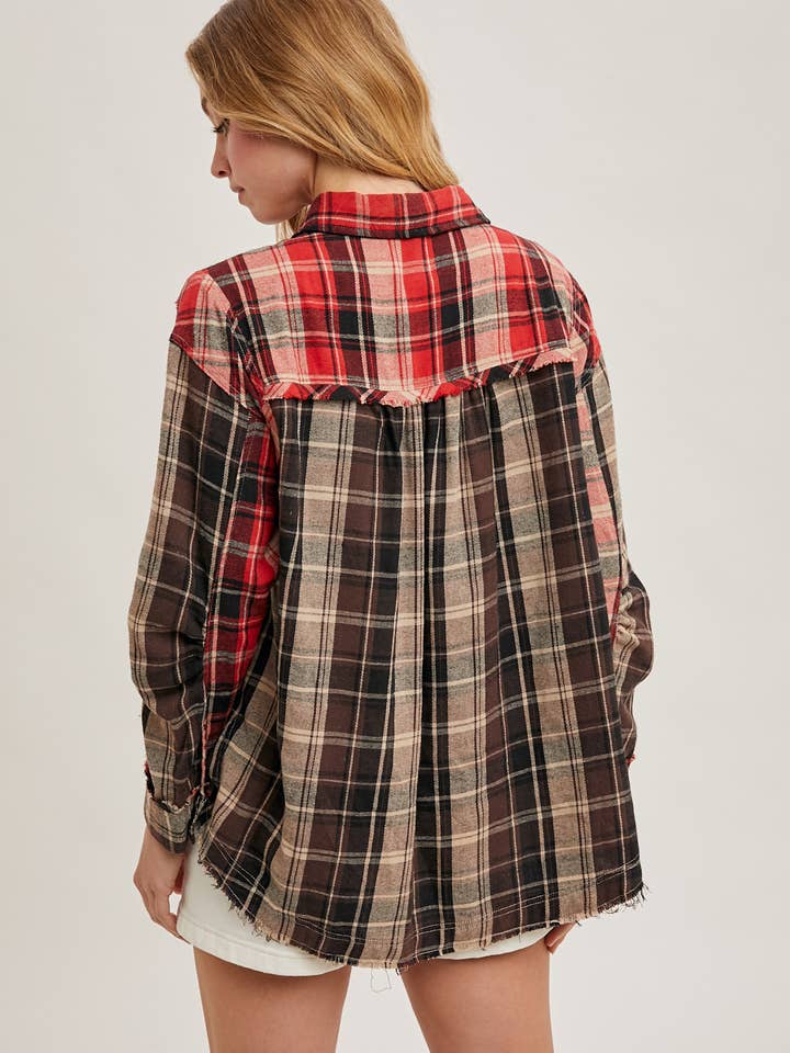 Bluivy - Wholesale Button Down Shirt - Women's - DISTRESSED HEM BUTTON DOWN PLAID SHIRT - 4TH OF JULY17