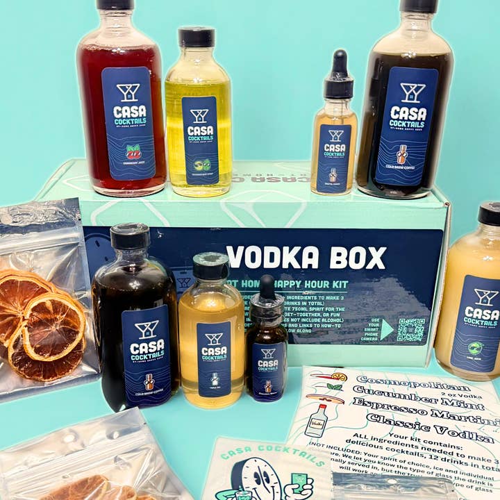 Kit de cocktails Casa Cocktails Vodka Box avec garnitures pour la vente par Casa Cocktails