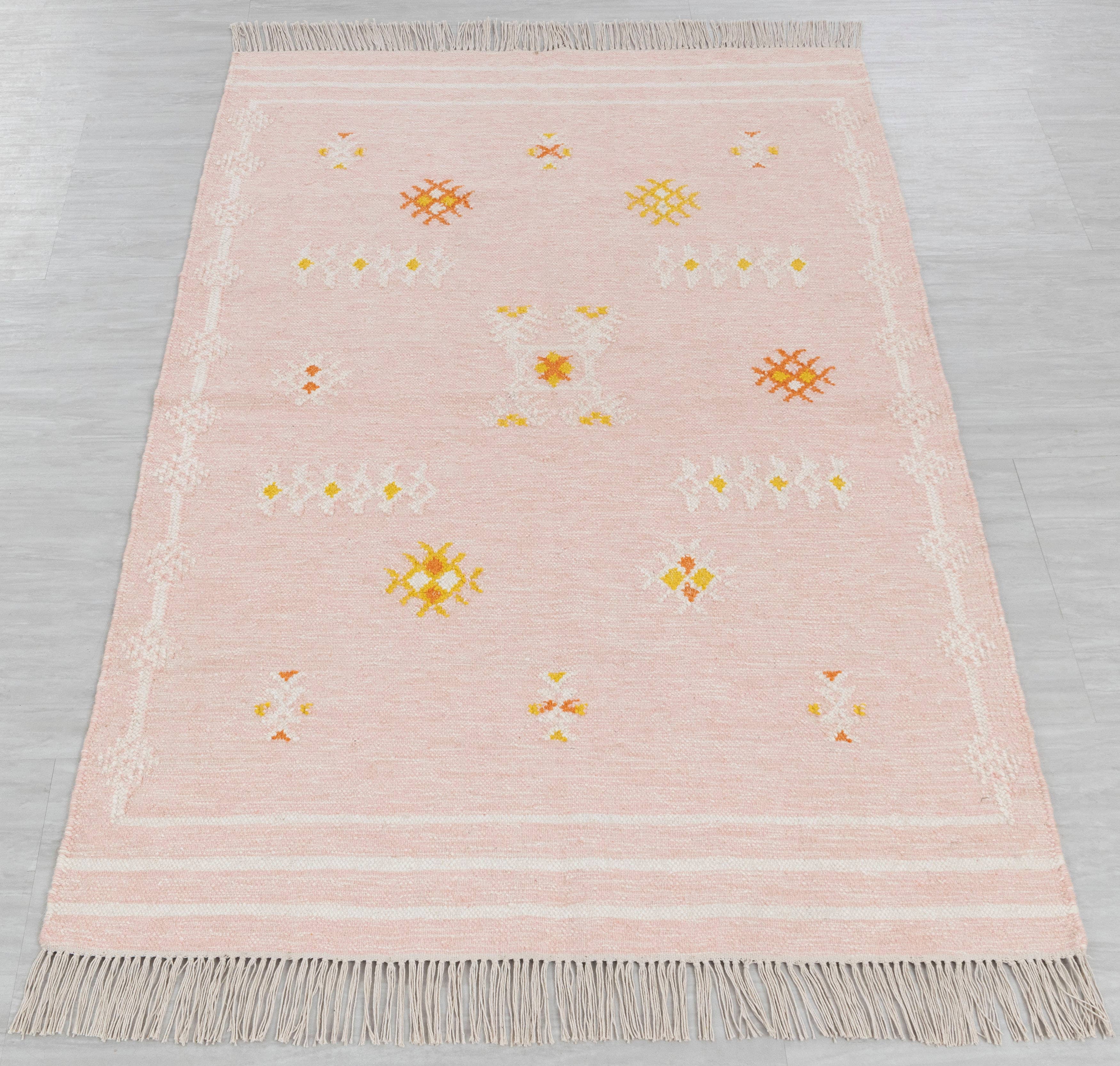 Aesthetic Homes LLC - Wholesale Area Rug - Pink Boho Wool Moroccan & Scandinavian Decor Rug AS-242
