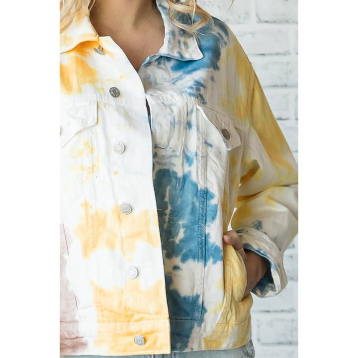 Bianco/Giallo Giacca in denim da camionista classica con stampa tie-dye in vendita all'ingrosso su Faire4