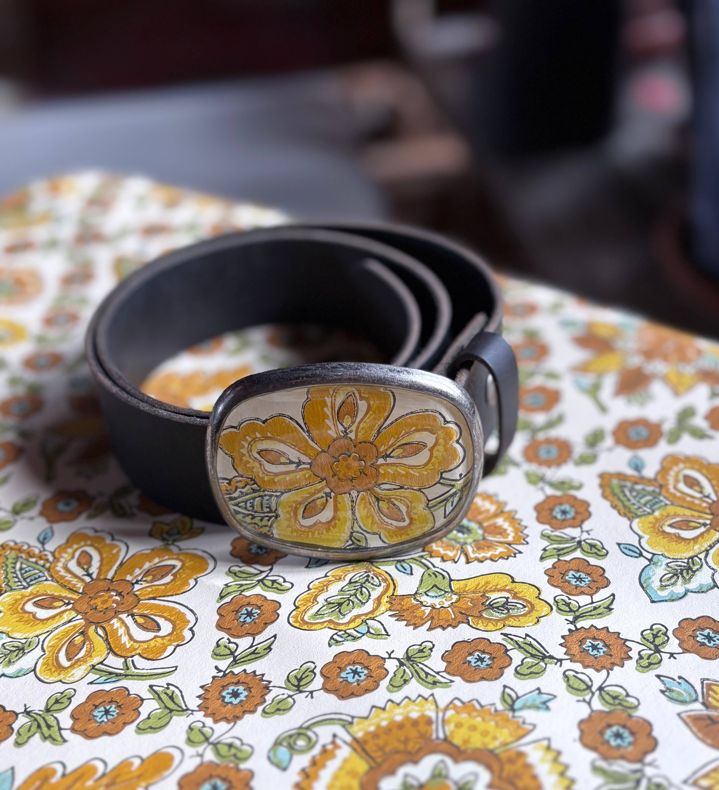 joeyfivecents - Wholesale Belt Buckle - Women's - Belt buckle -vintage earthy flowers neutral 70's botanicals 4