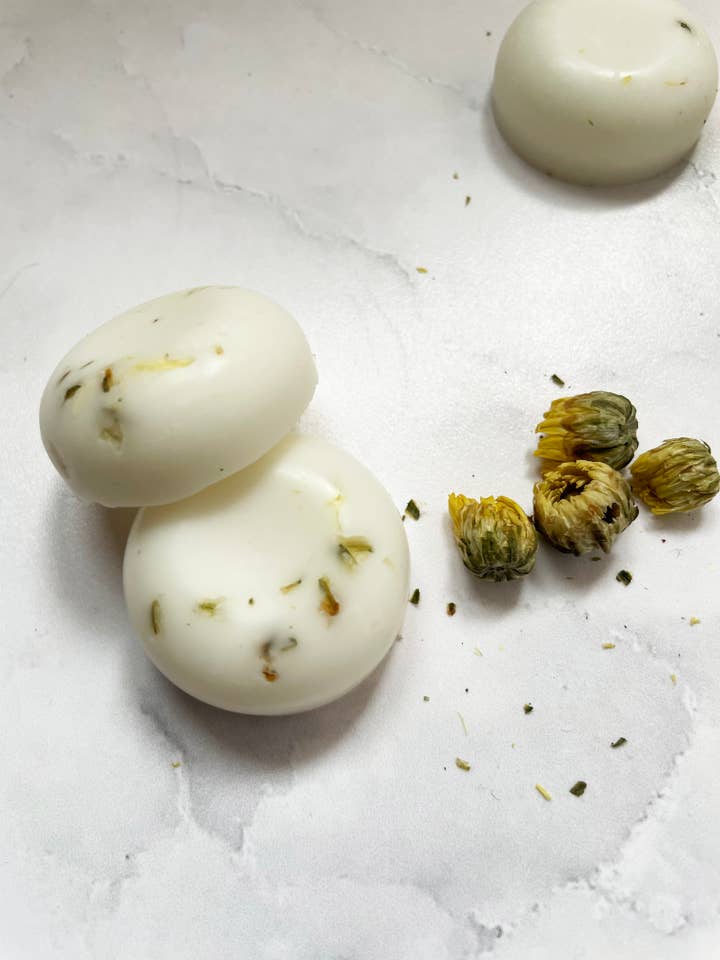 Oud and Sandalwood Wax Melts for wholesale by Maureen Luxe Studio