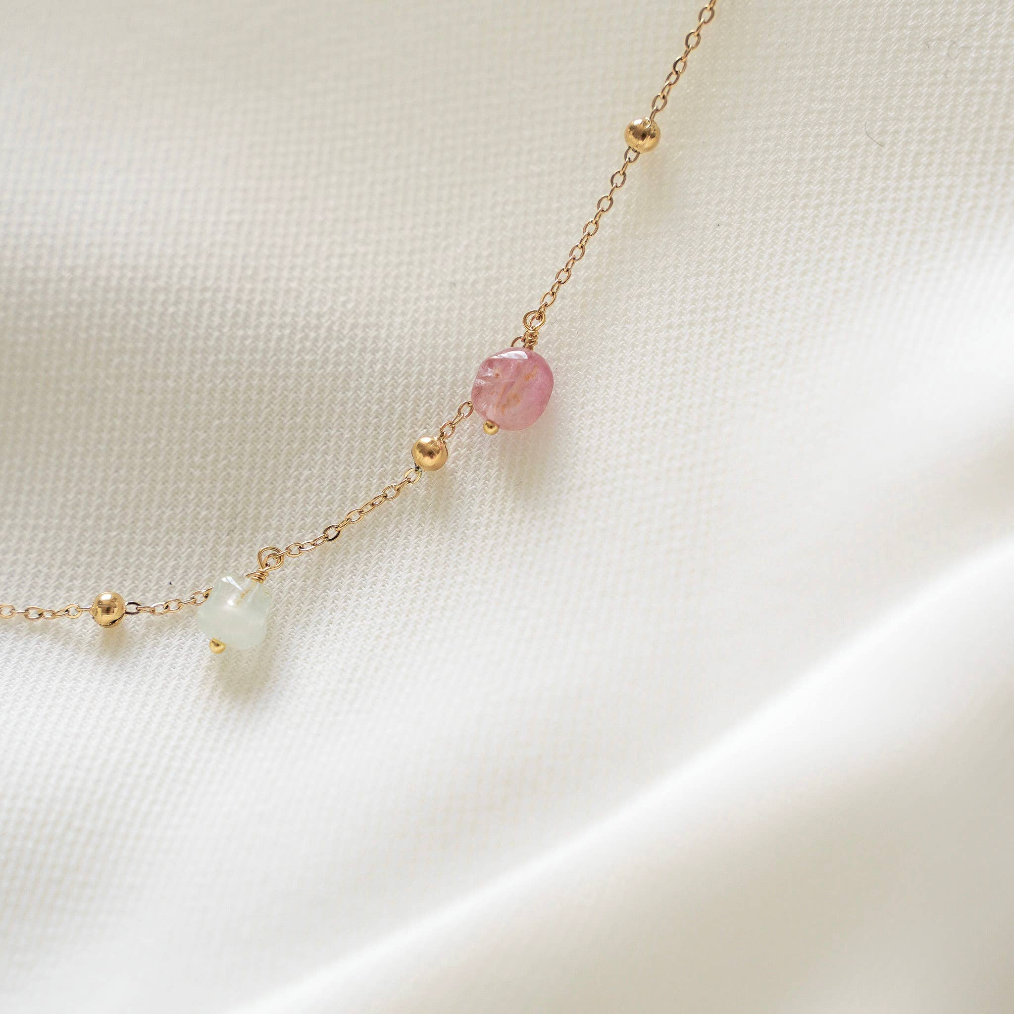 Victoire Collection – Engroshandel Halskæde med vedhæng – Halskæde i rustfrit stål med turmalinperler5