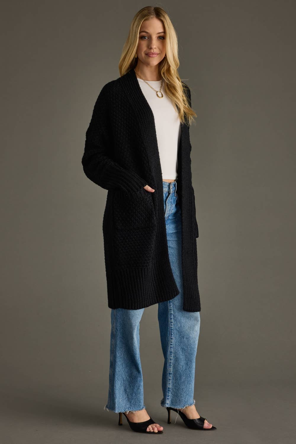 Panache Apparel Co. – Großhandel Strickjacke – Damen – Schwarzer Strickcardigan3