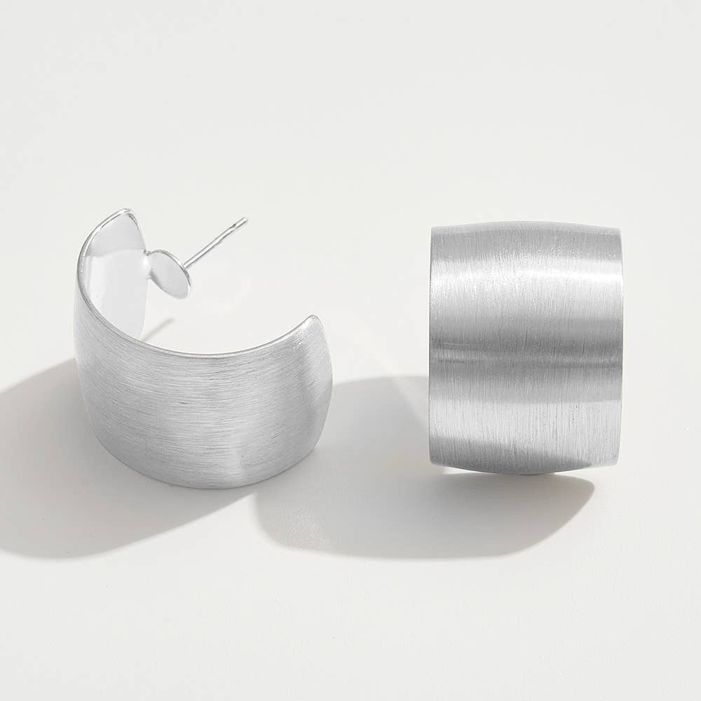 Sensibling Corp. – wholesale Hoop earrings – 14K Gold Dipped Brushed Wide Hoop Earrings4