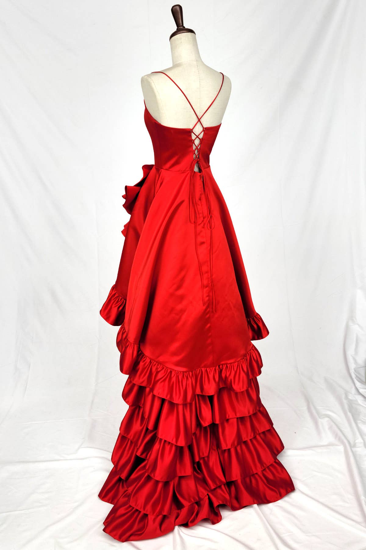 Chicas - Vendita all'ingrosso Vestito - Donna - Abito lungo con gonna arruffata. C82615