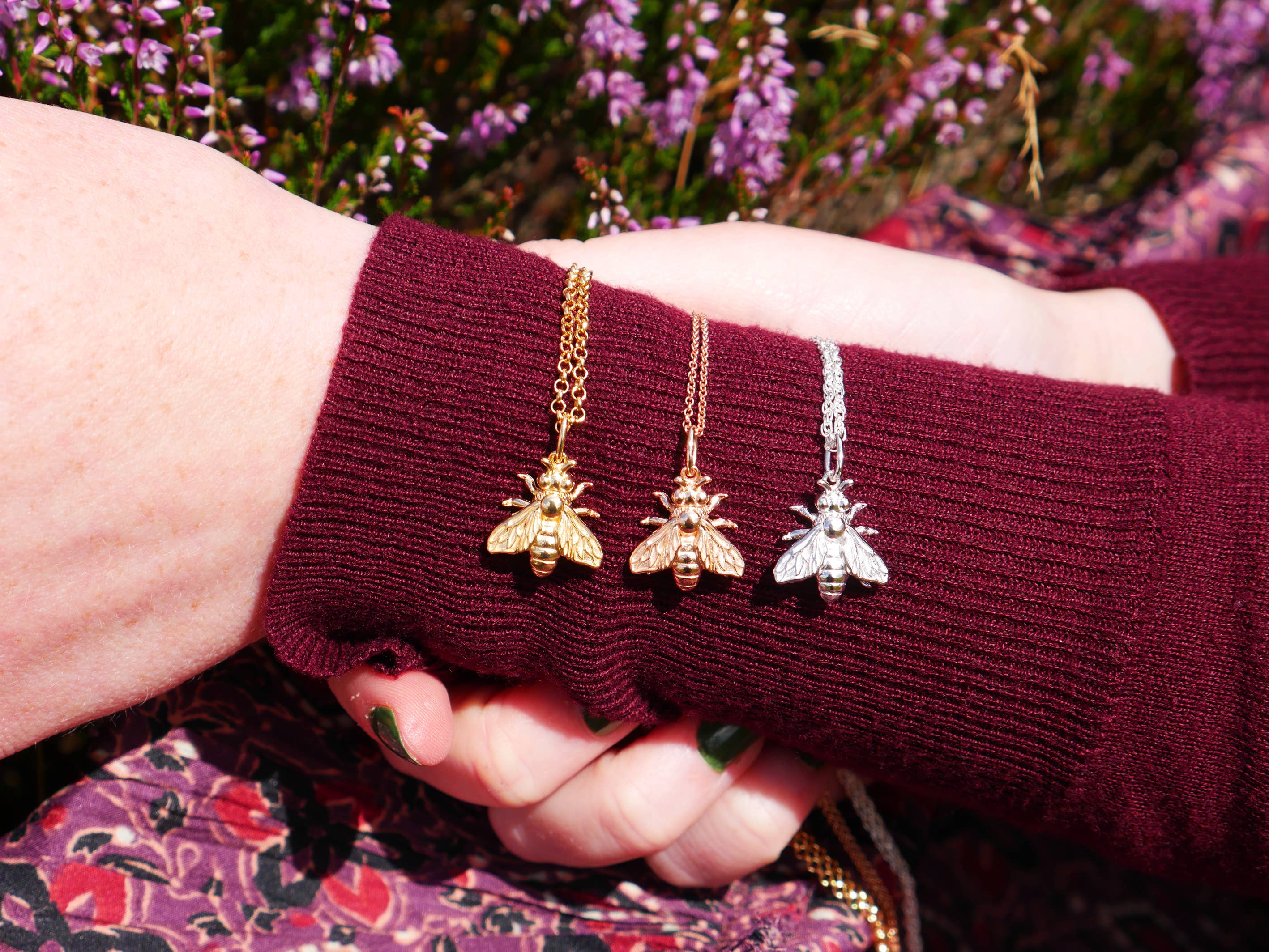 In The Heather – wholesale Pendant/charm necklace – Scottish honey bee necklace in sterling silver0