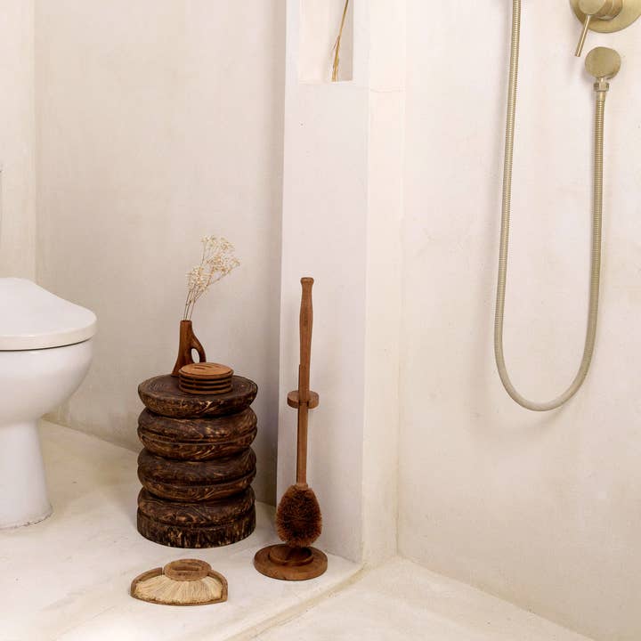 Kayu&Co. - Vendita all'ingrosso Spazzole per spolverare e spolverini - Set paletta e spazzola in legno di teak - piccolo1