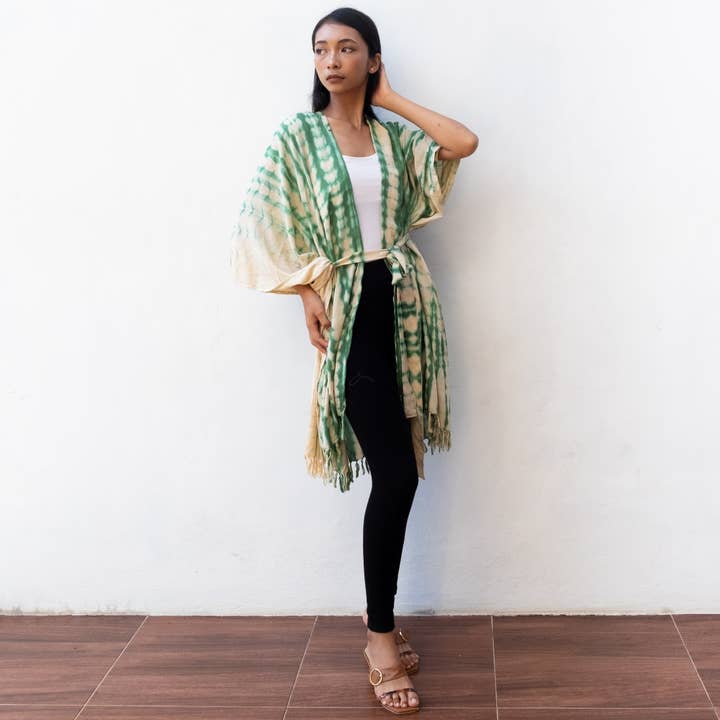 Bali Harvest – wholesale Kimono – Women's – Tie Dye Short Kimono Cardigan Fringe (Cream Green) - Sweater3