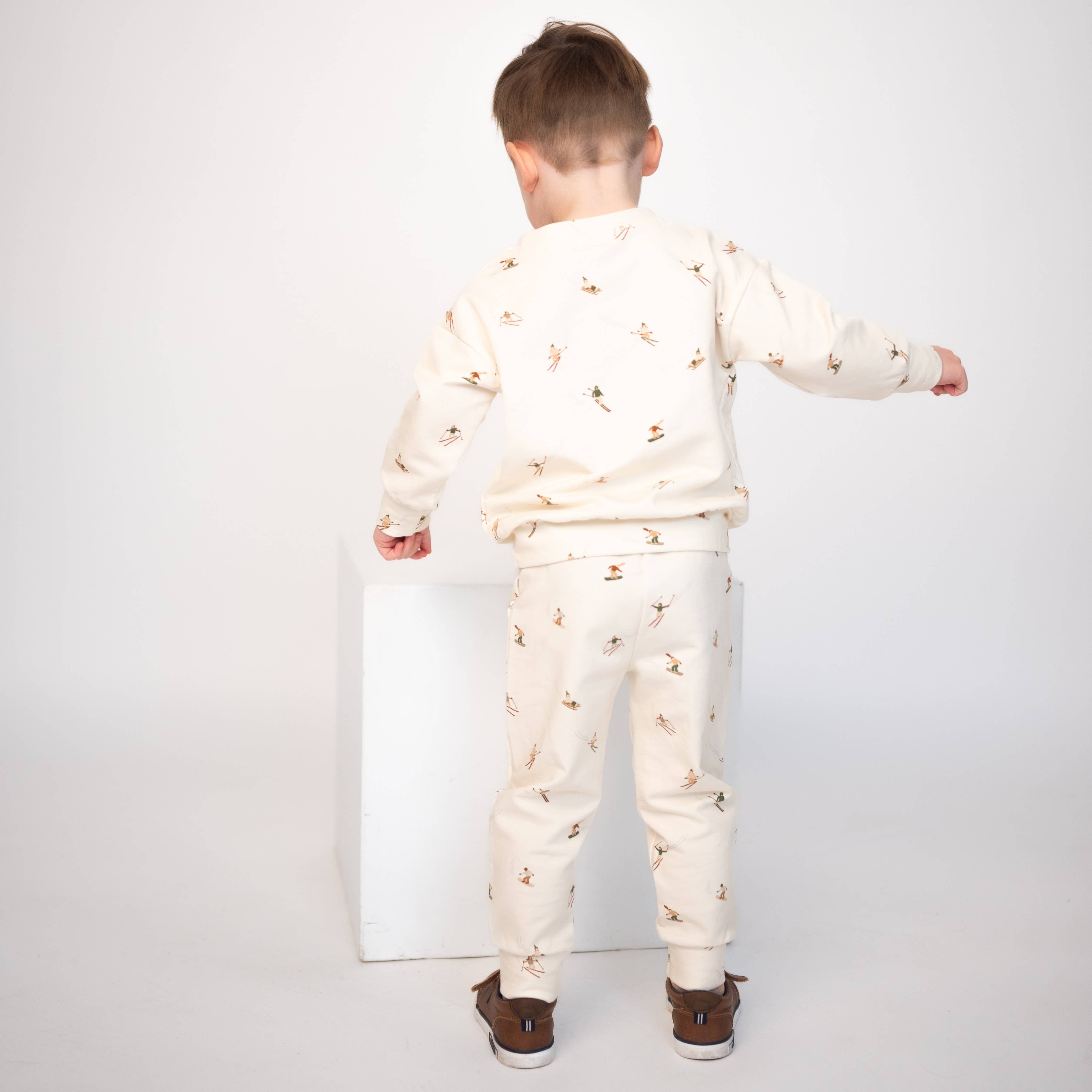 ntrl co. - Wholesale Top en broek set - Kinderen - Sneeuwhellingen Joggerset | Skiën | Buiten4