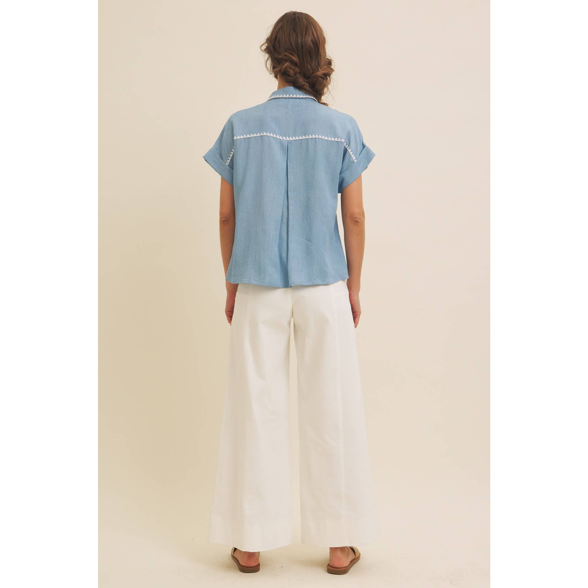 WASHED CHAMBRAY BUTTON-DOWN SHIRT WITH STITCHING for wholesale on Faire14