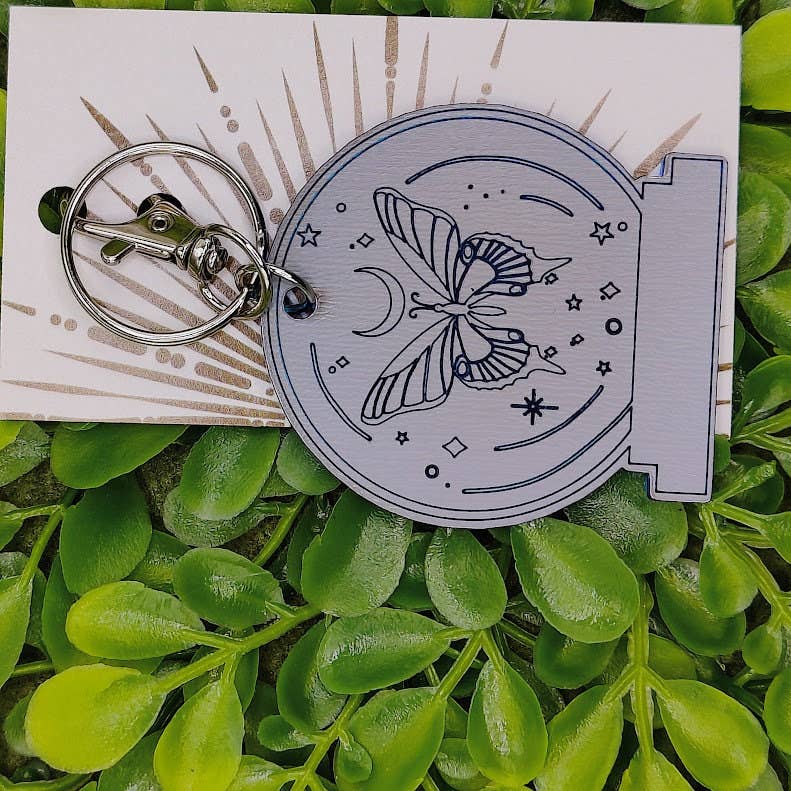 Greyrose Co – Großhandel Schlüsselanhänger – Damen – Blue Mirror Acryl Schmetterling Kristallkugel Schlüsselanhänger Präzise lasergeschnittene gravierte goldfarbene Hardware1