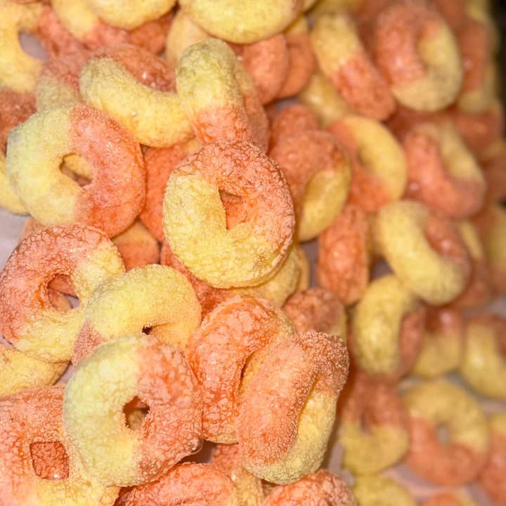 Creative Queen Boutique - Wholesale Hard Candy - Freeze Dried Peach Rings