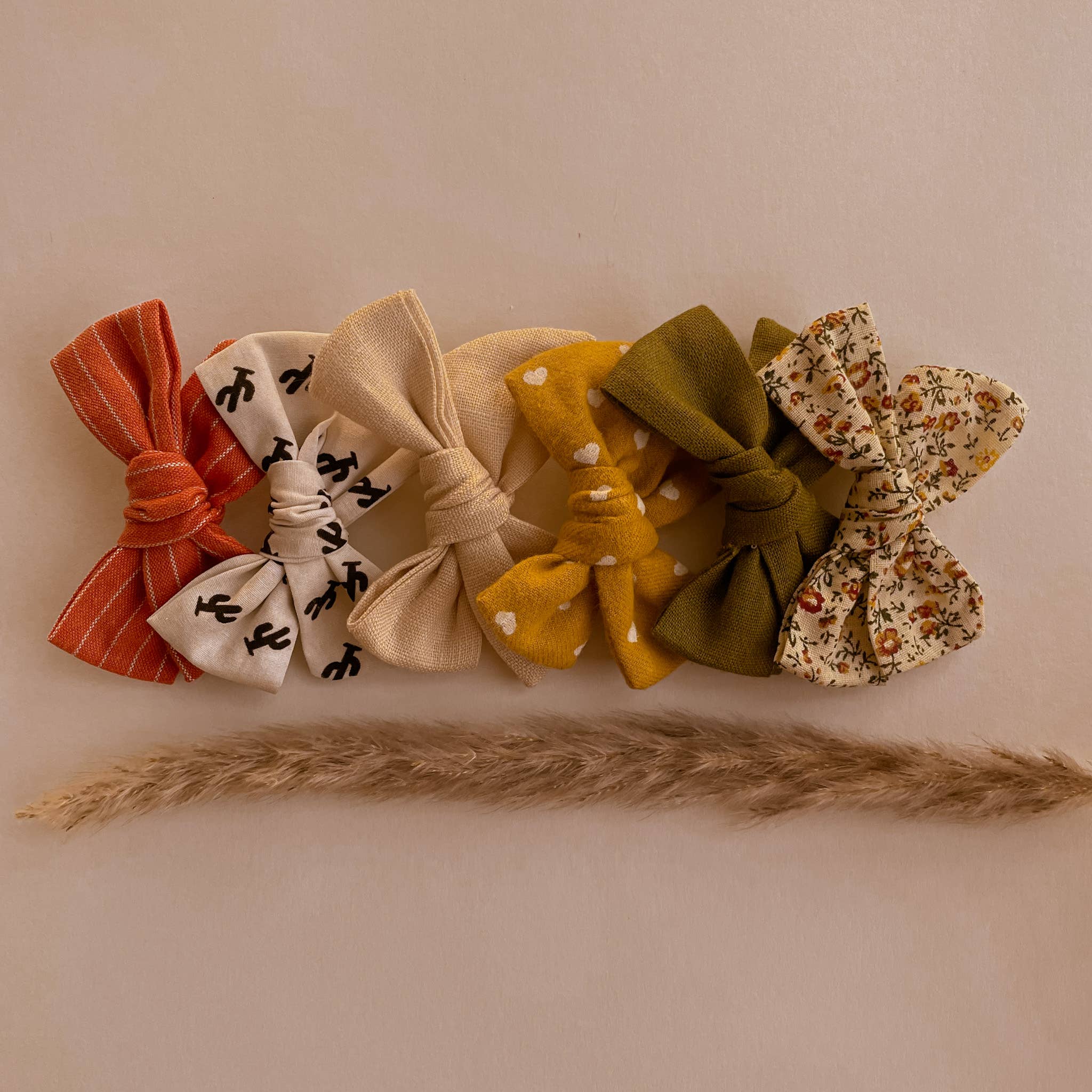 Moon + Mystics - Vendita all'ingrosso Fiocco per capelli - Bambini - 6 fiocchi per capelli fatti a mano per bambini nei colori del deserto dell'Arizona1