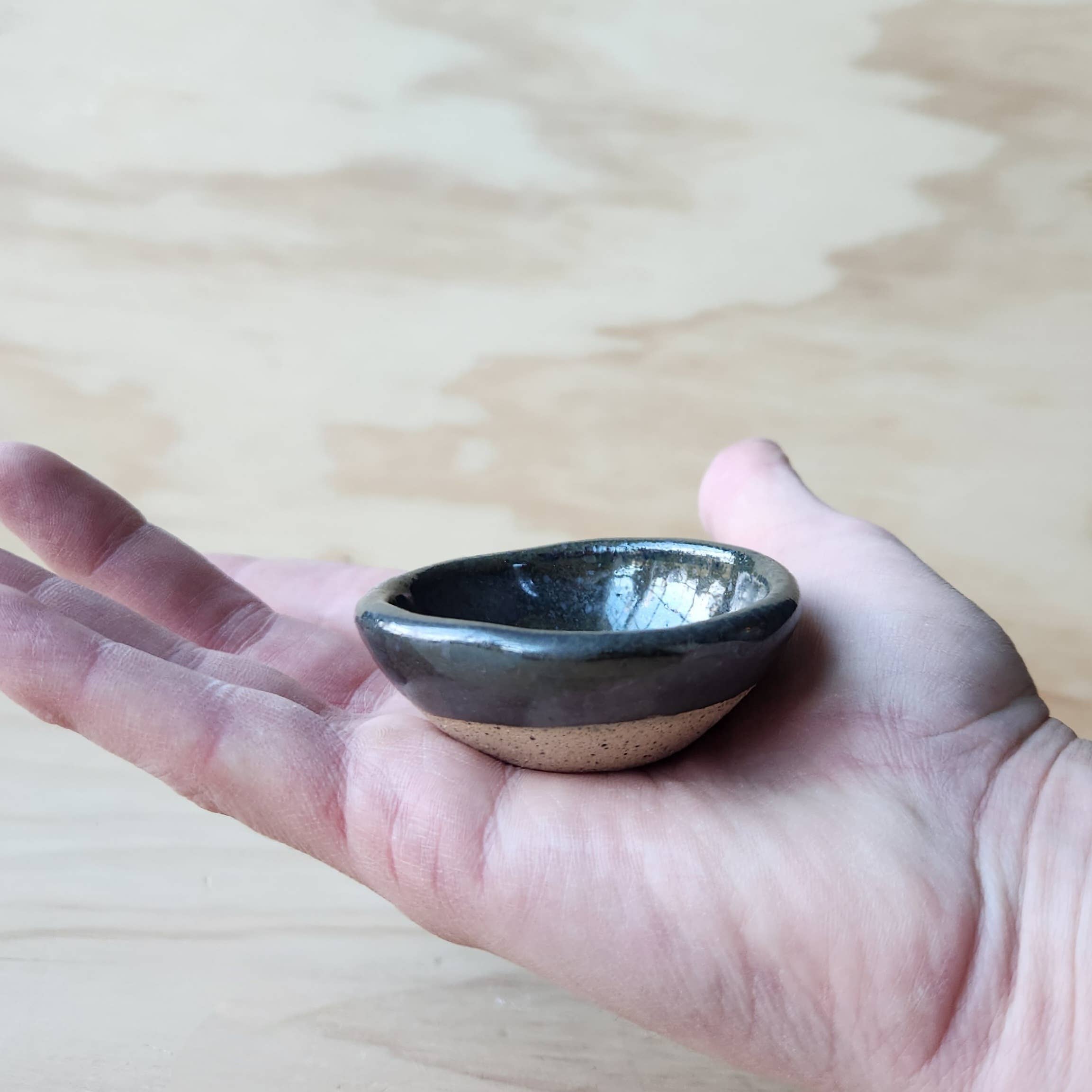Tactile Earth - Wholesale Bowl - Mini Bowl (1.5 oz) | Specky White4