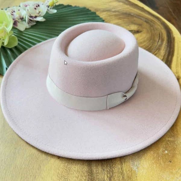 Queens INC - Wholesale Boater Hat - Women's - Wide brim Boater HAT W/ Ribbon