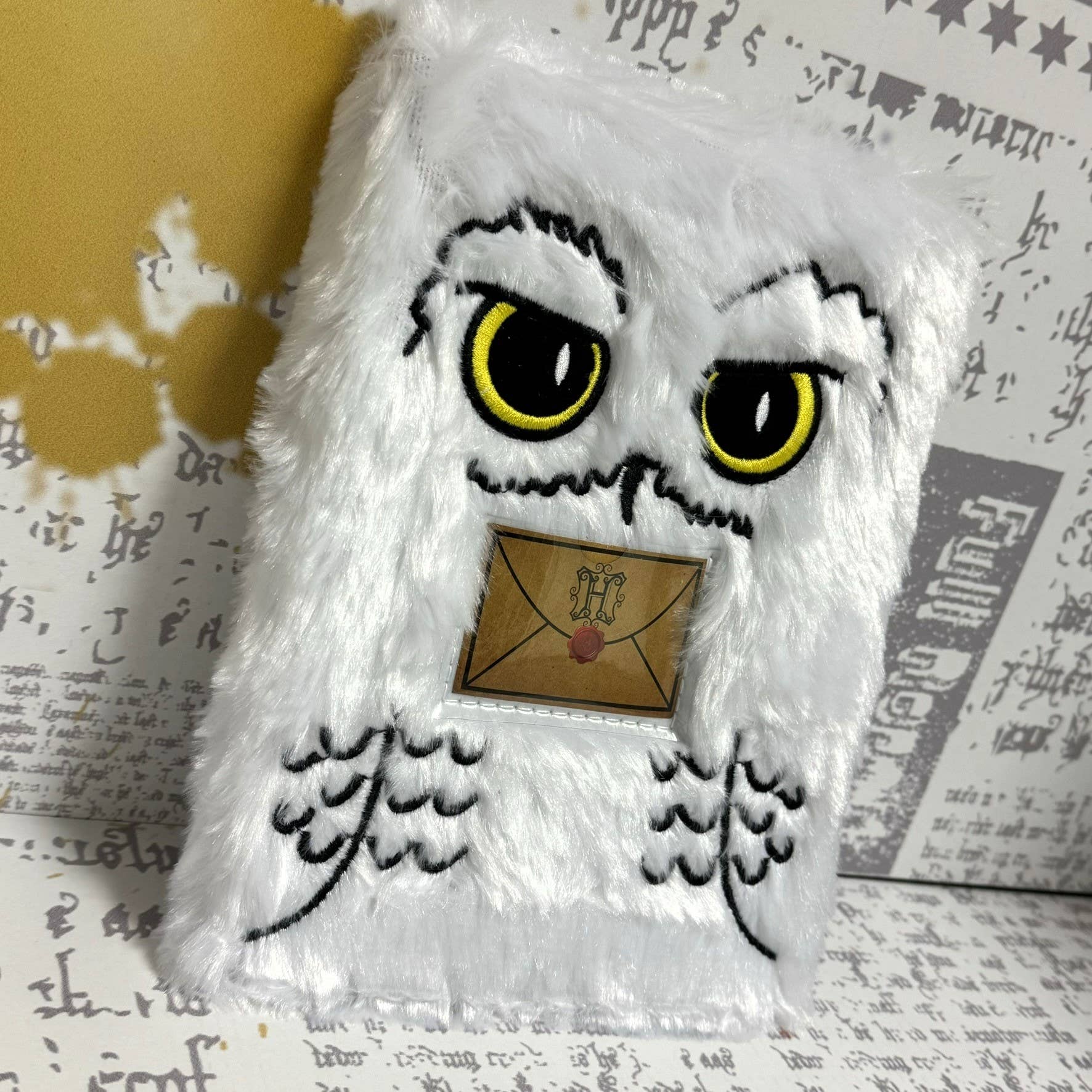Mad Monkey GmbH - Wholesale Notebook - Harry Potter - Plush Notebook Set "Hedwig"3