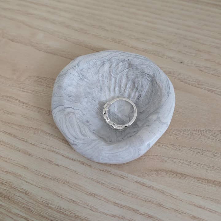 Plat Oyster Ring et autres tendances Résultats pour d évier en résine en vente B2B. Retours gratuits et paiement à 60 jours sur Faire sur Faire.