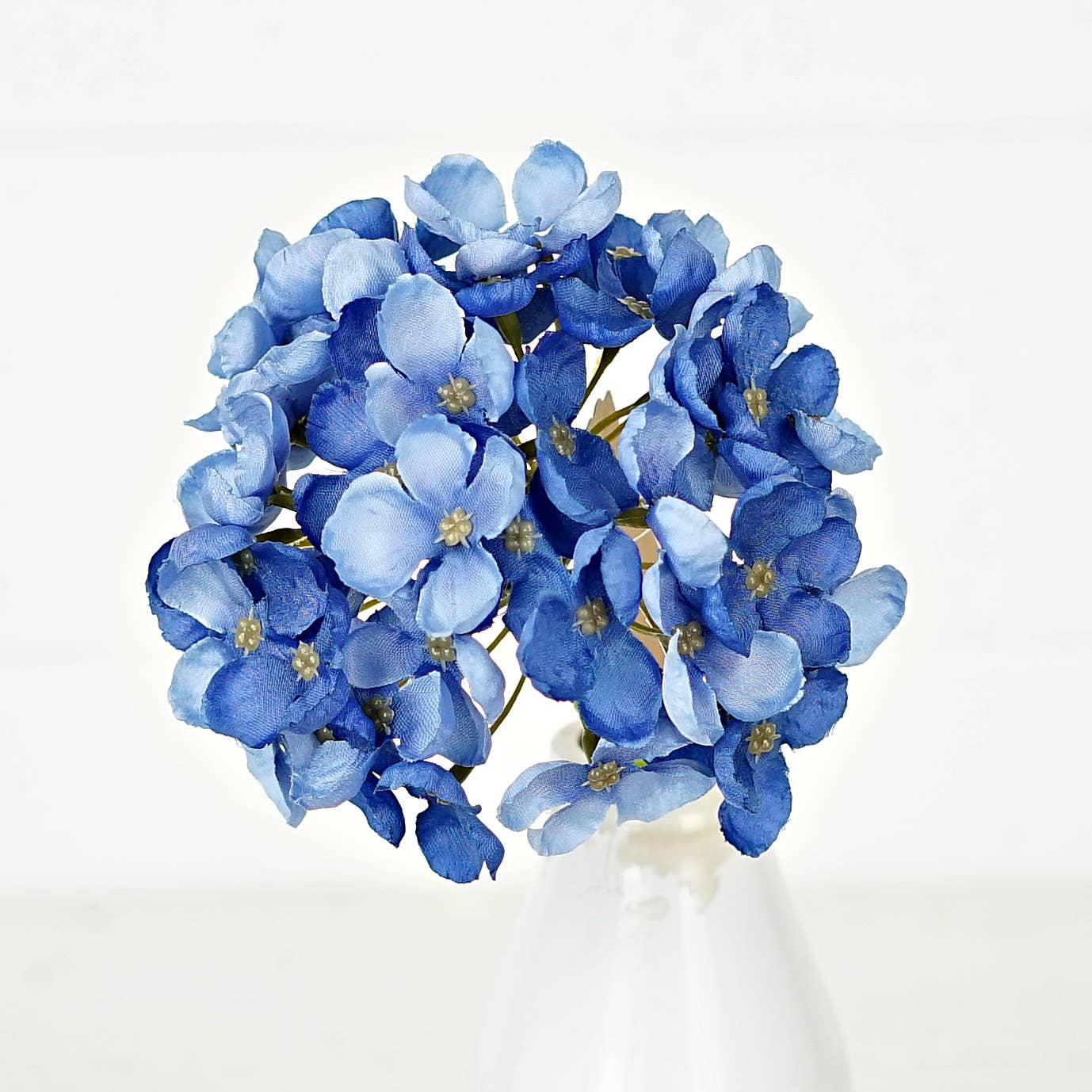 Holiday Depot Inc. - Wholesale Artificial Flowers - 35330- 13inLx5inD English Hydrangea Stem-Blue1