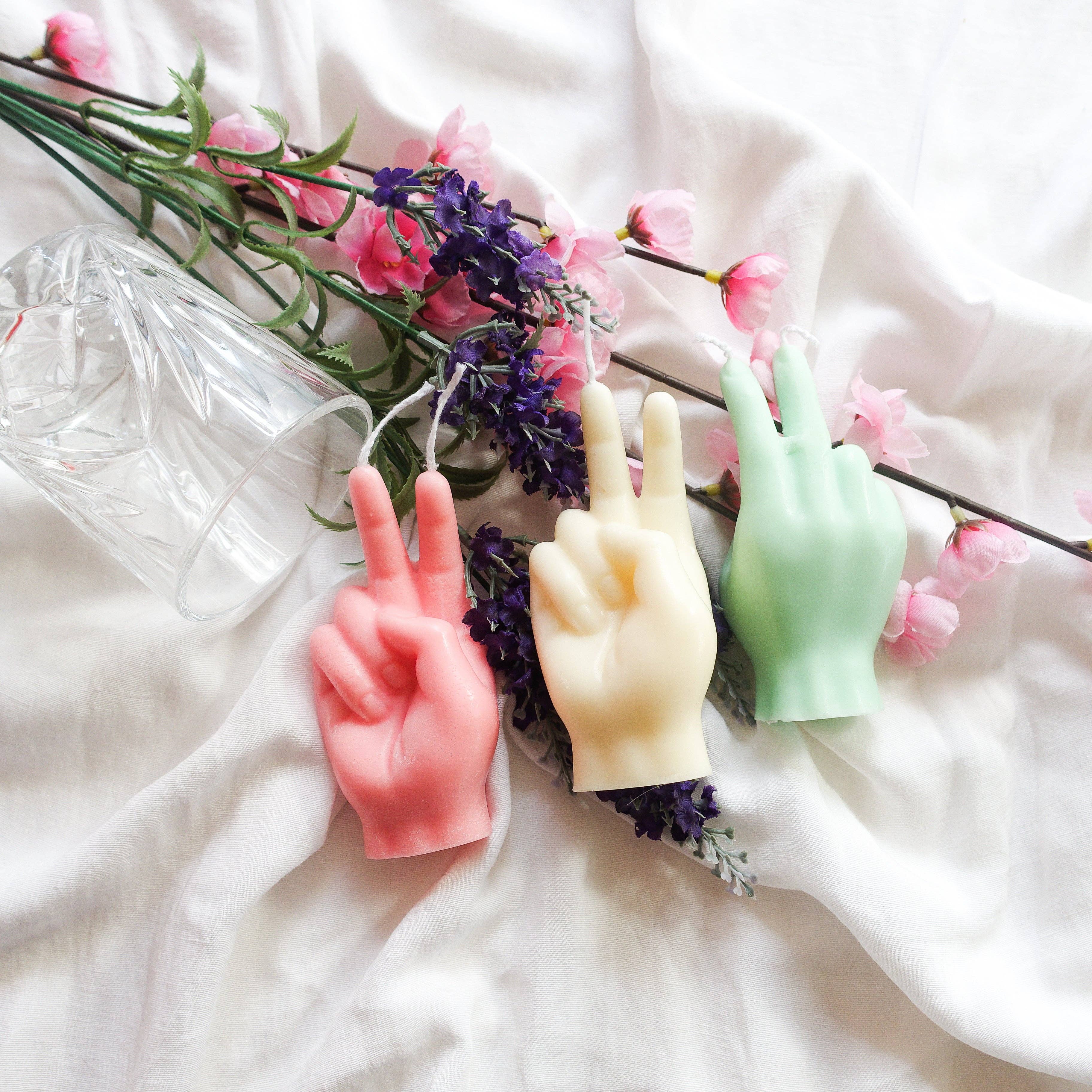 Daemon srls - Vendita all'ingrosso Candele regalo - Candela a forma di mano Ursula ~ Peace ~12