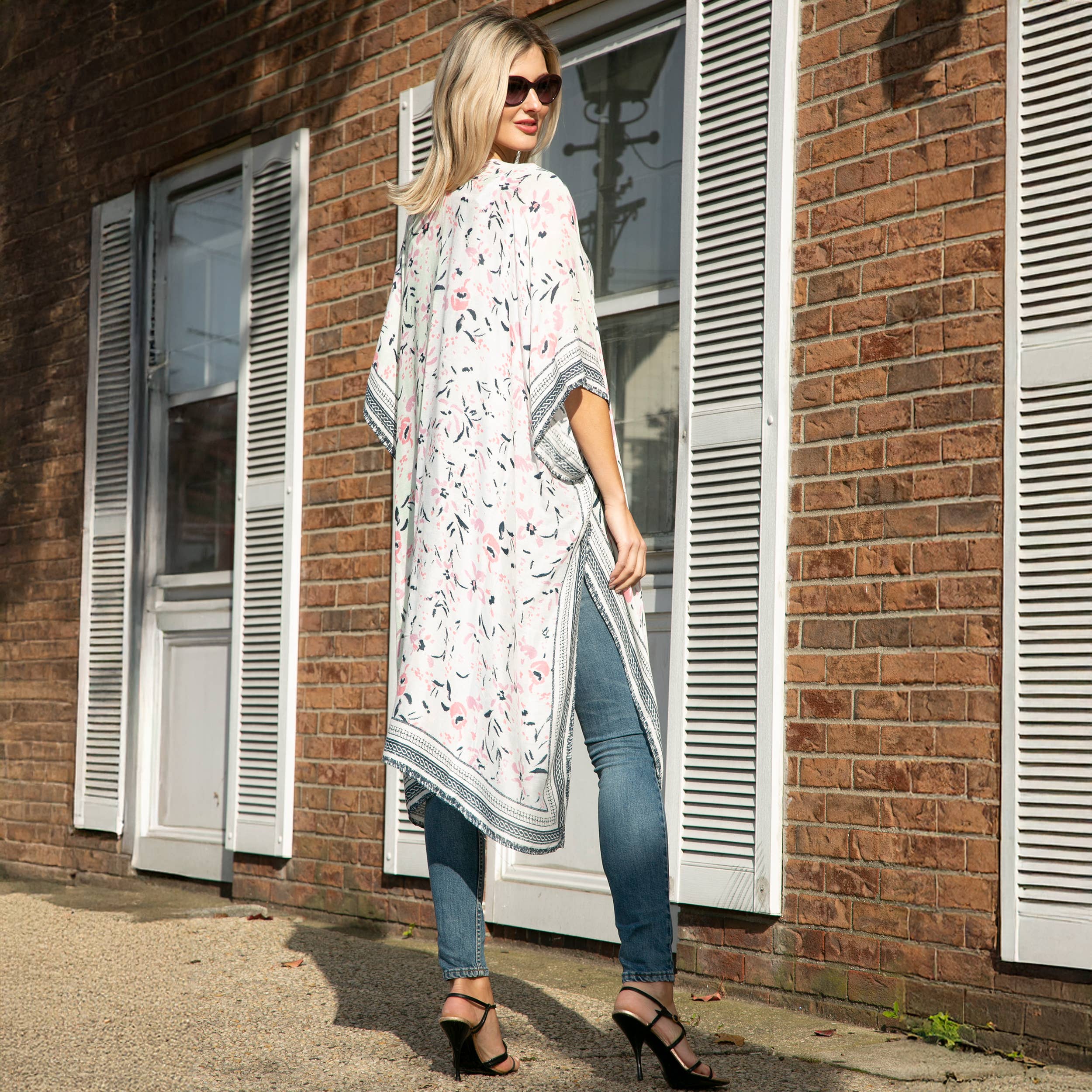 Hana - Vente Kimono – femme - Kimono d'été à imprimé floral multicolore24