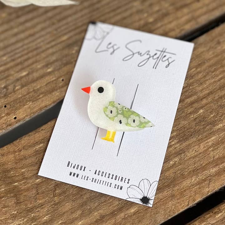 Huguette Nora Brooch for wholesale by Les Suzettes