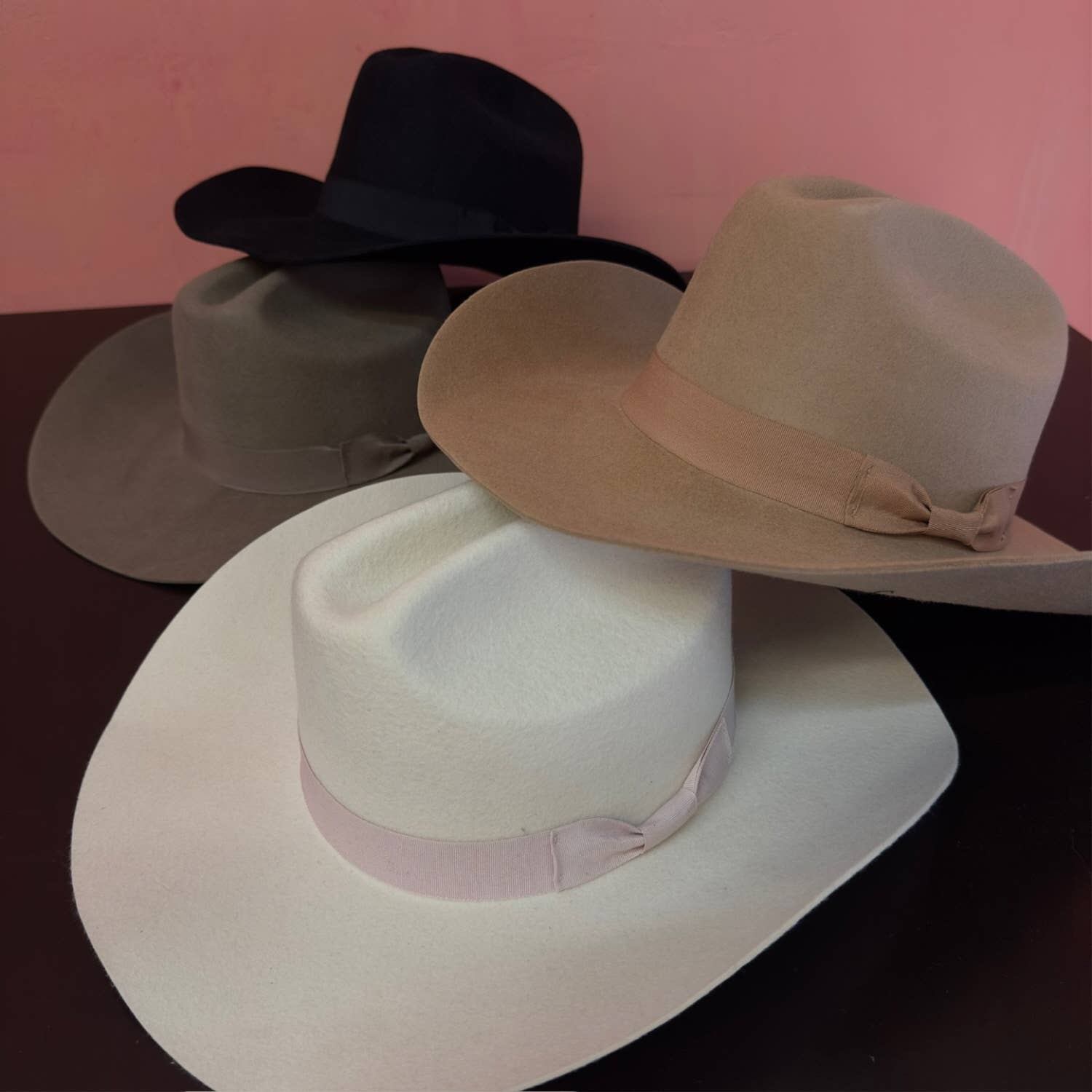 Queens INC – wholesale Cowboy Hat – Women’s –  Australian Wool Cattleman Cowboy Hat With Ribbon 
7