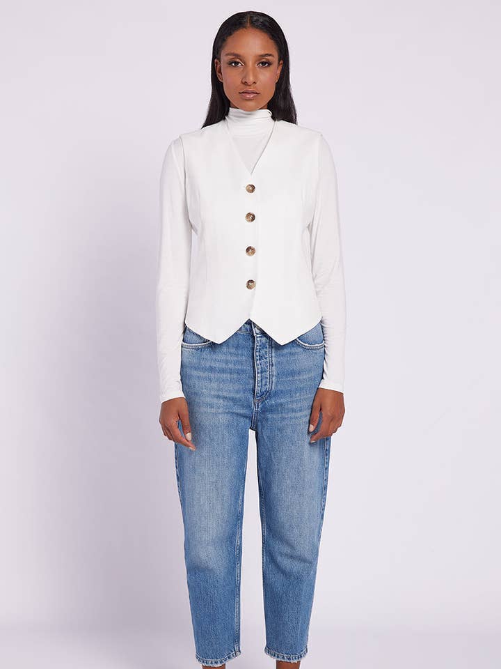 SCHÖNAU IN VESTIBILITÀ MORBIDA per la vendita all'ingrosso da parte di Goldgarn