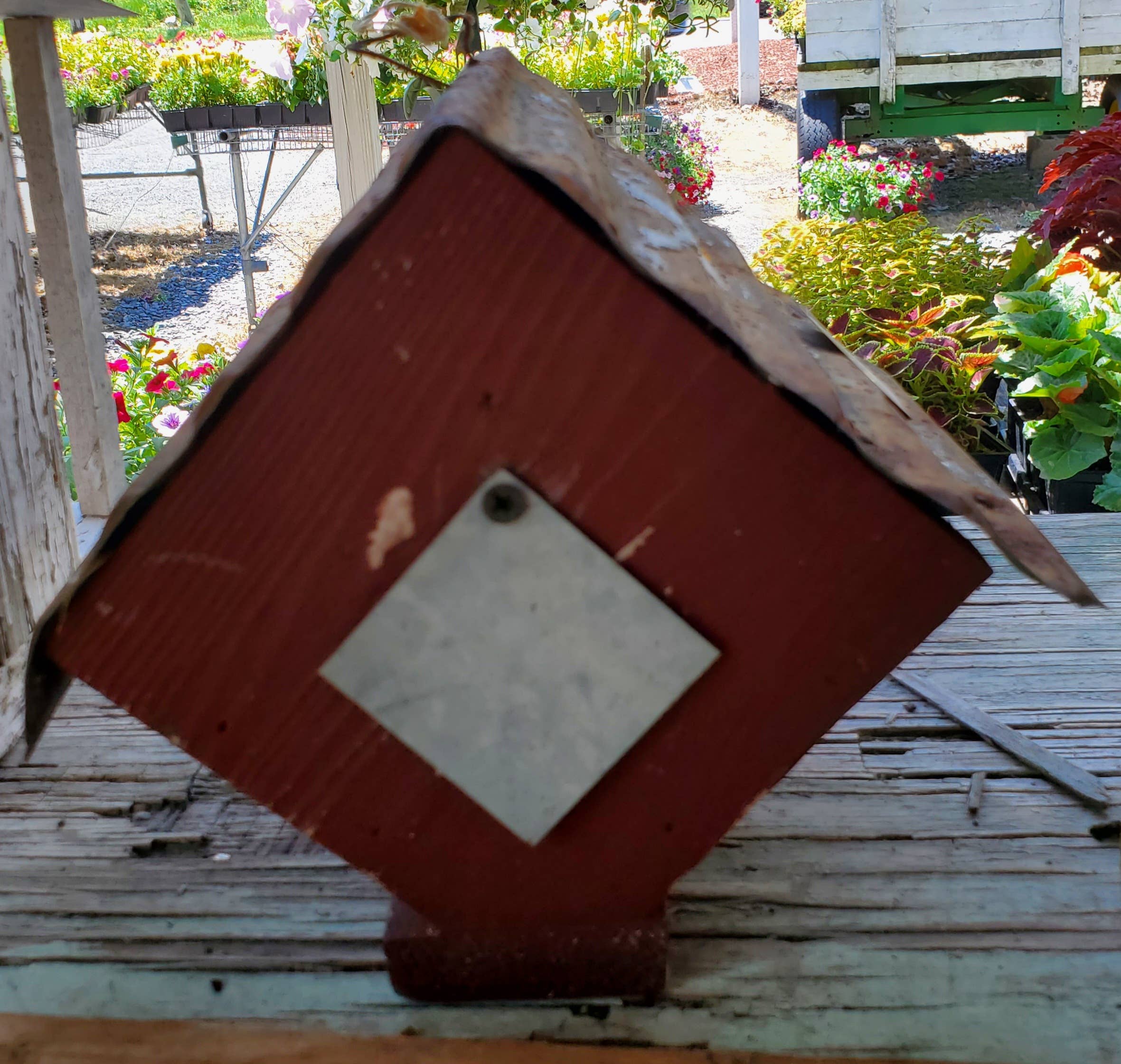 Flying Heart Threads - Wholesale Bird House - Rustic Reclaimed Wood and Corrugated Metal Wren House (SM11)6
