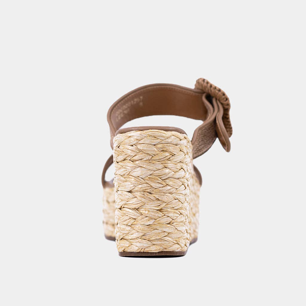 NATURAL LEENA for wholesale on Faire7